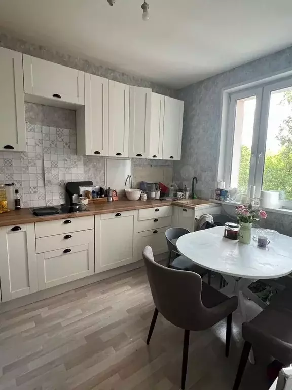 4-к. квартира, 85 м, 3/12 эт. - Фото 0
