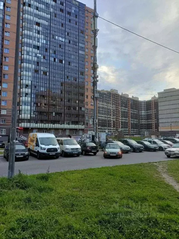 Студия Ленинградская область, Мурино Всеволожский район, бул. ... - Фото 0