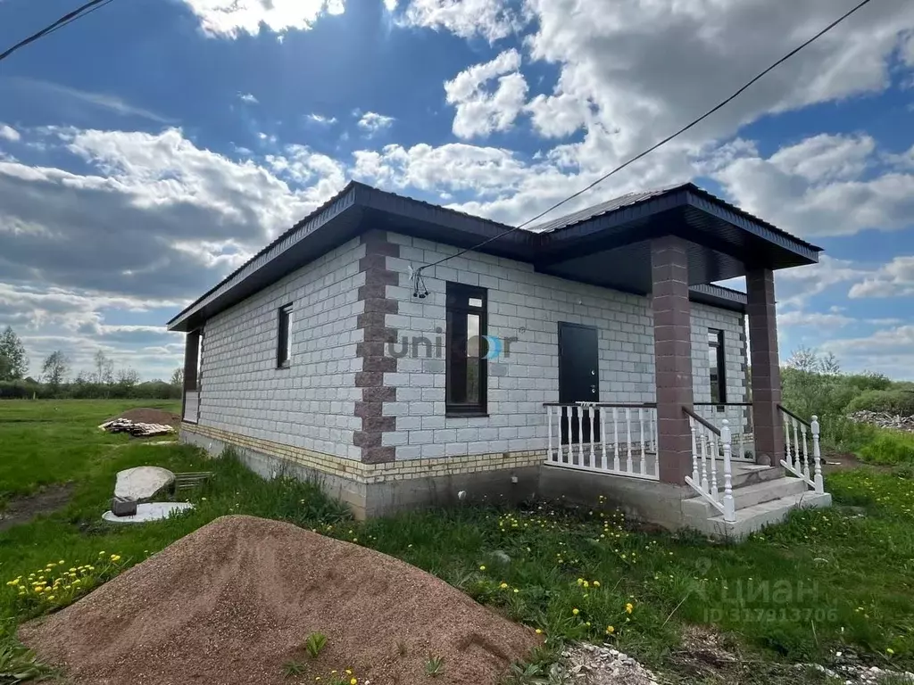 Дом в Башкортостан, Уфа городской округ, д. Самохваловка ул. ... - Фото 1