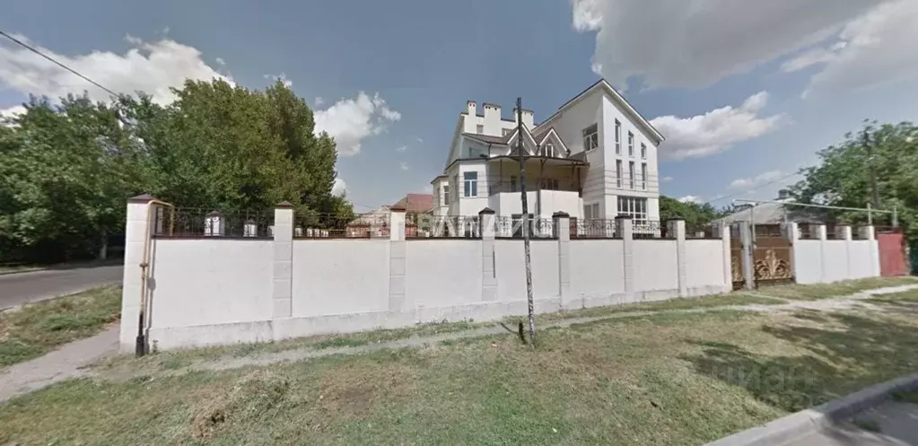Дом в Ростовская область, Ростов-на-Дону Днепростроевская ул., 68 (850 ... - Фото 0