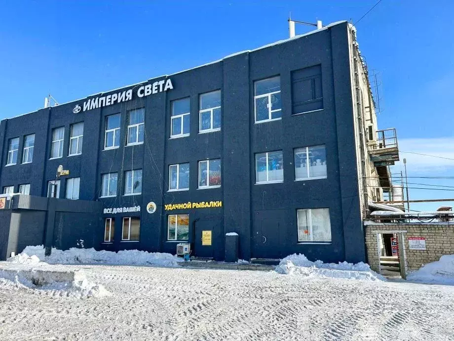 Помещение свободного назначения в Саратовская область, Саратов тракт ... - Фото 1