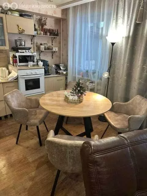4-комнатная квартира: Пермь, улица Докучаева, 36 (82.5 м) - Фото 0