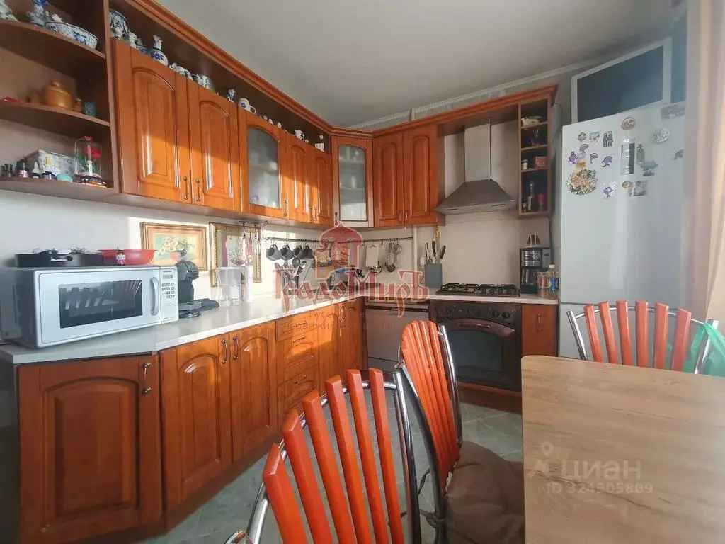 2-к кв. Московская область, Дмитров Профессиональная ул., 22 (64.0 м) - Фото 1