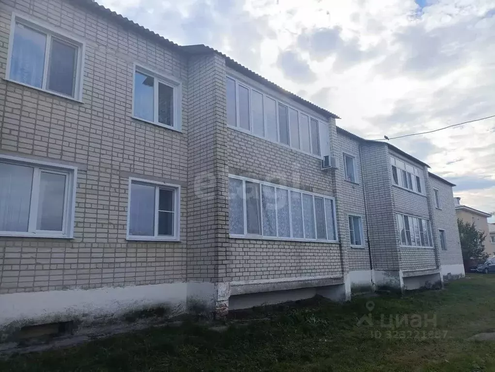 2-к кв. Белгородская область, Вейделевка рп ул. Садовая, 3А (50.1 м) - Фото 1