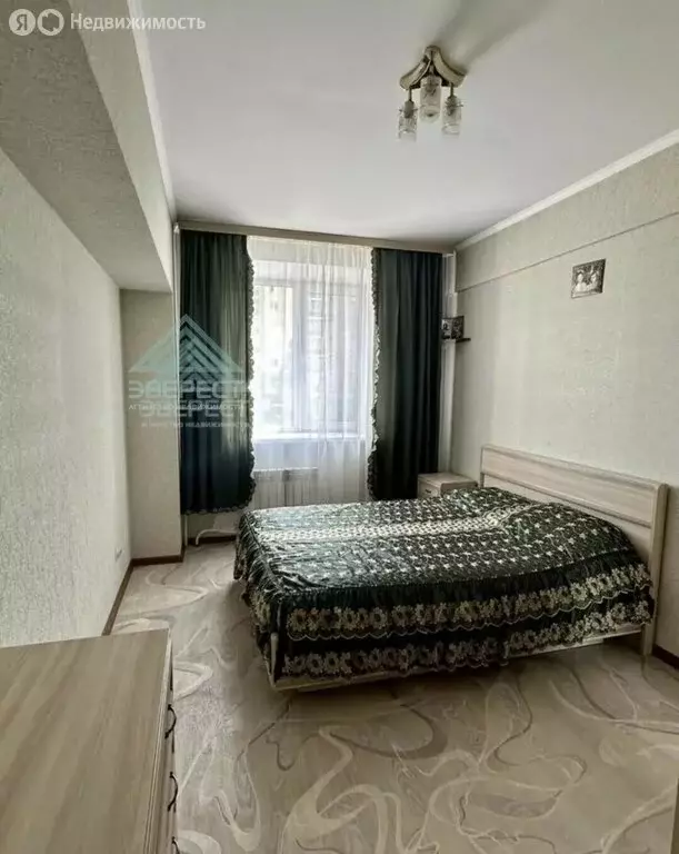 2-комнатная квартира: Абакан, улица Кирова, 204А (67 м) - Фото 1