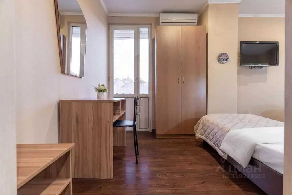 2-к кв. Краснодарский край, Сочи Адлер жилрайон, ул. Чкалова, 62 (40.0 ... - Фото 1