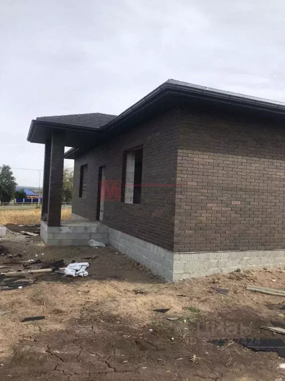 Коттедж в Белгородская область, Старооскольский городской округ, с. ... - Фото 1