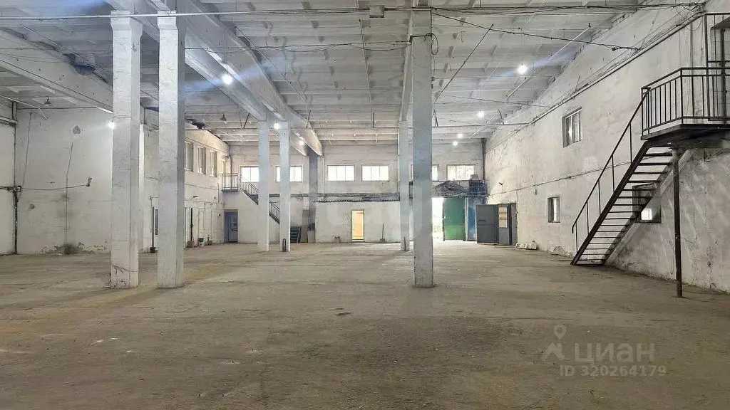 Склад в Крым, Симферополь городской округ, пос. Битумное ул. Внешняя ... - Фото 2