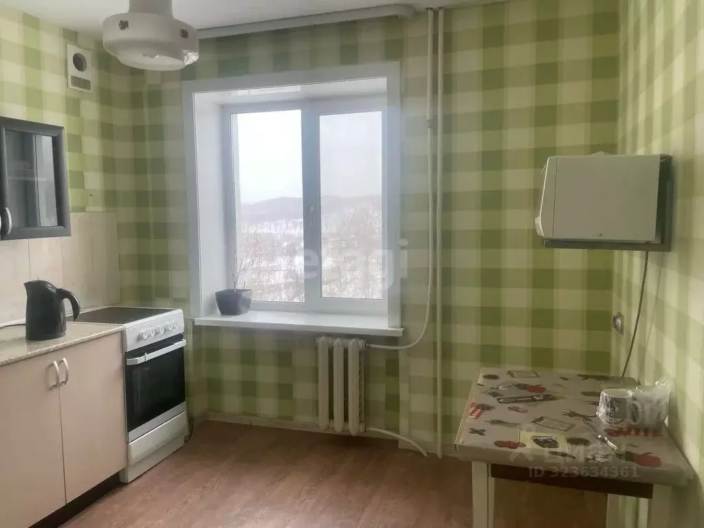 3-к кв. Сахалинская область, Долинский городской округ, с. Быков ул. ... - Фото 1