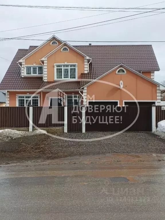 Дом в Пермский край, Лысьва ул. Балахнина, 160 (220 м) - Фото 1