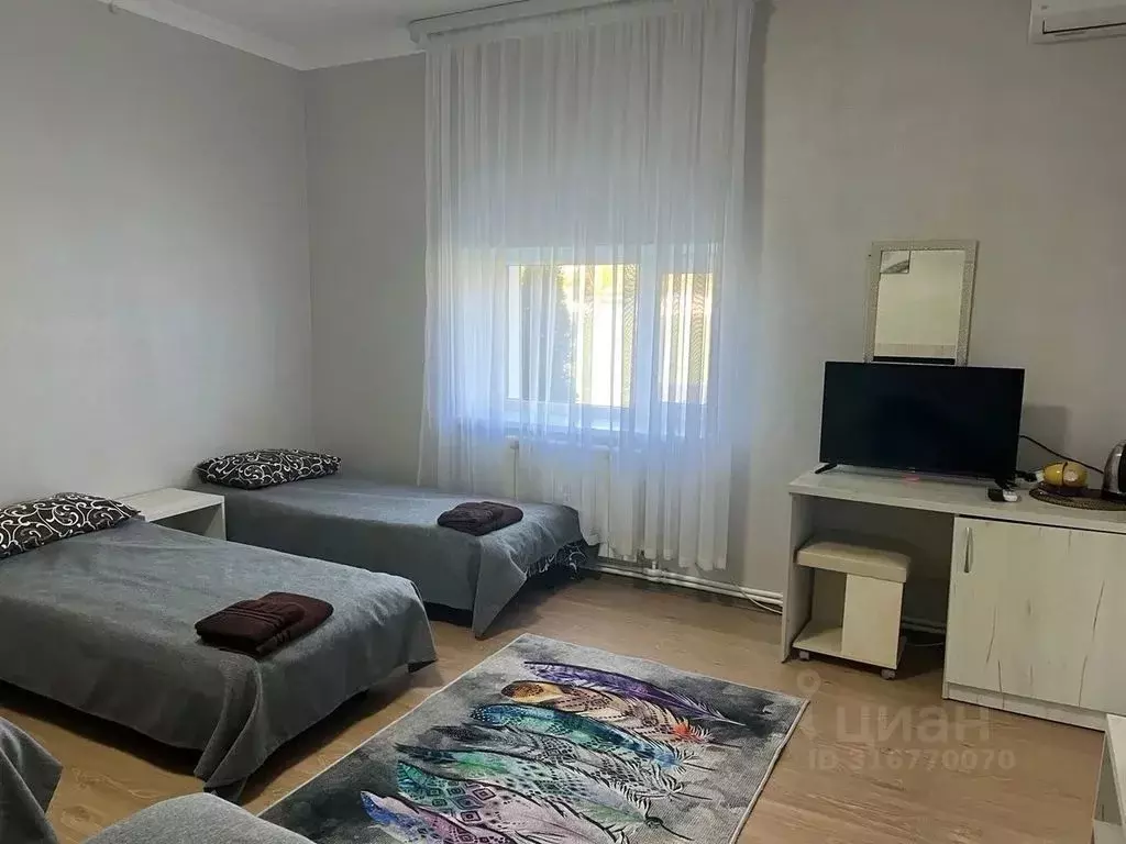Комната Крым, Бахчисарайский район, Куйбышево пгт ул. Спортивная, 2 - Фото 1