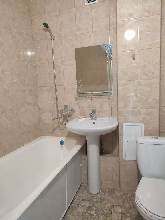 1-к. квартира, 41 м, 4/10 эт. - Фото 1