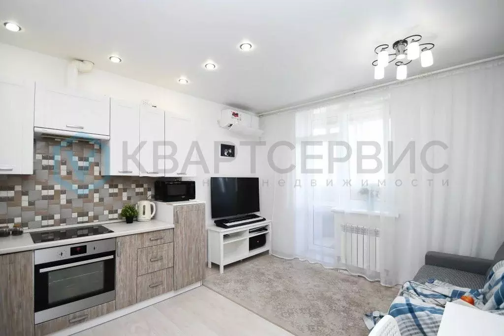 1-к кв. Омская область, Омск Звездная ул., 10 (45.5 м) - Фото 1
