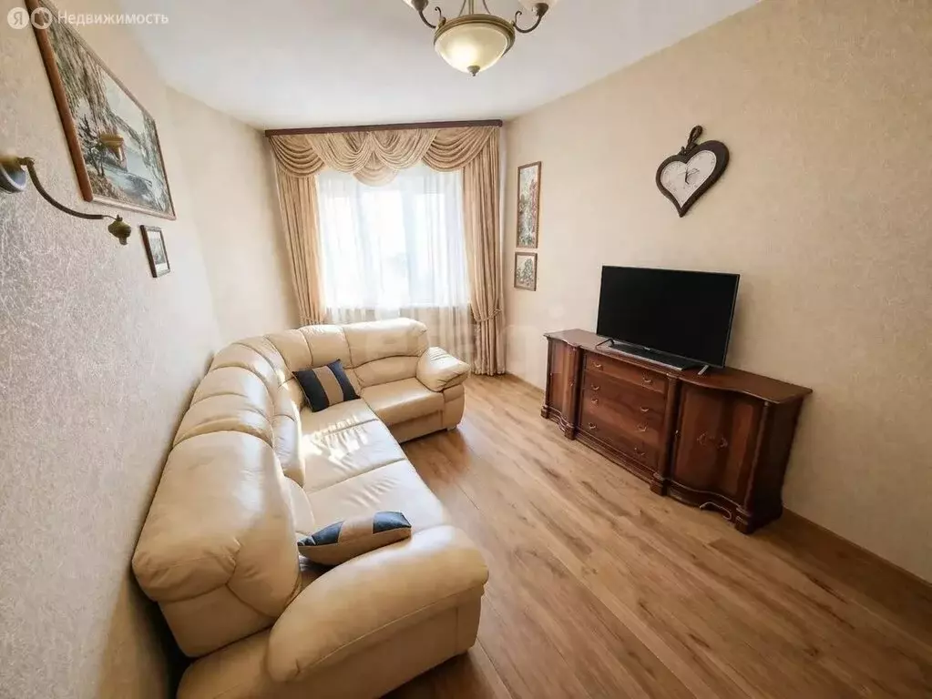 3-комнатная квартира: Архангельск, Адмиралтейская улица, 7 (63.1 м) - Фото 1