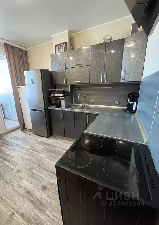 1-к кв. Омская область, Омск просп. Космический, 18Ак5 (50.0 м) - Фото 2