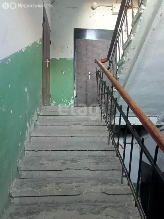 3-комнатная квартира: посёлок городского типа Новозавидовский, ... - Фото 1