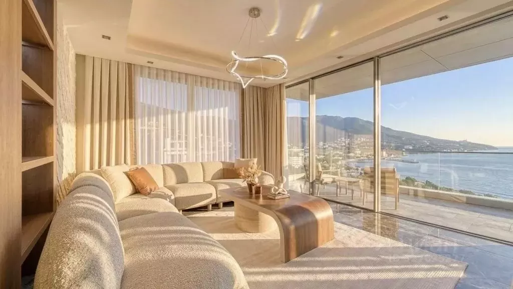 3-к кв. Крым, Ялта Приморский парк имени Гагарина кв-л, 1 (90.0 м) - Фото 0