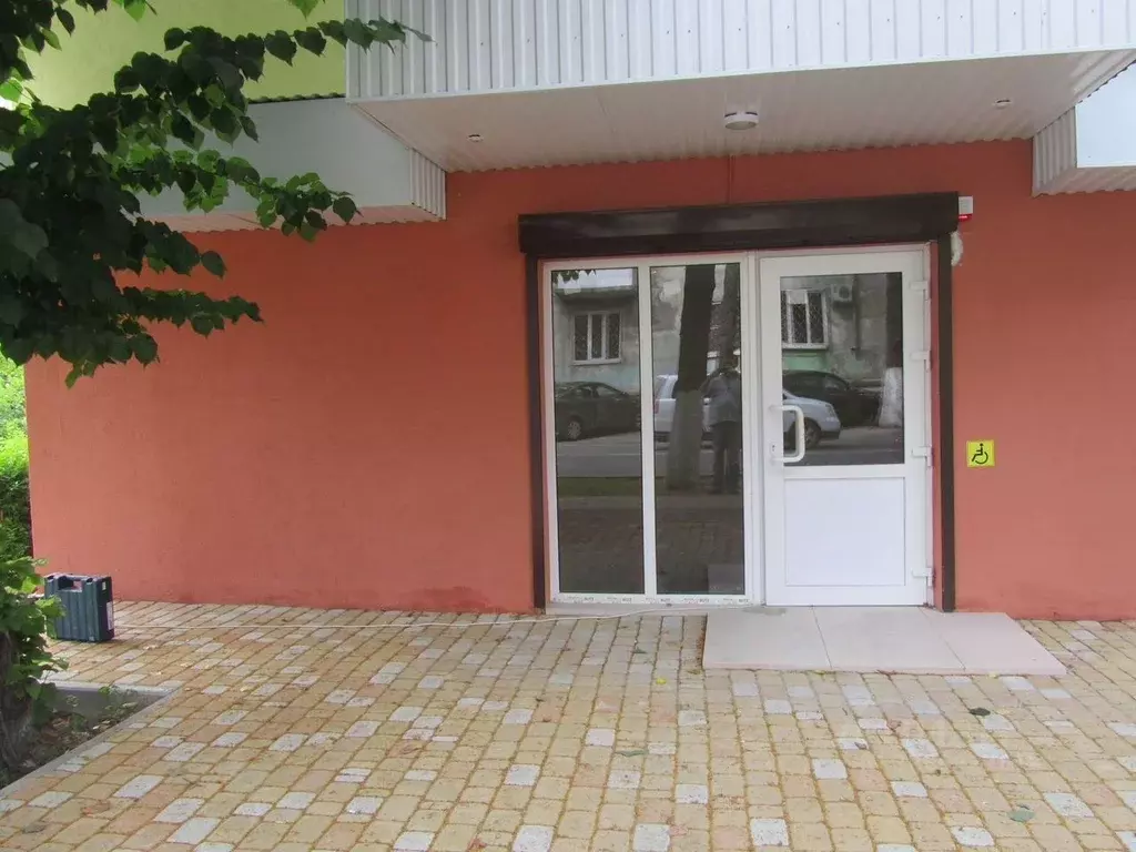 Помещение свободного назначения в Краснодарский край, Туапсе ул. ... - Фото 2