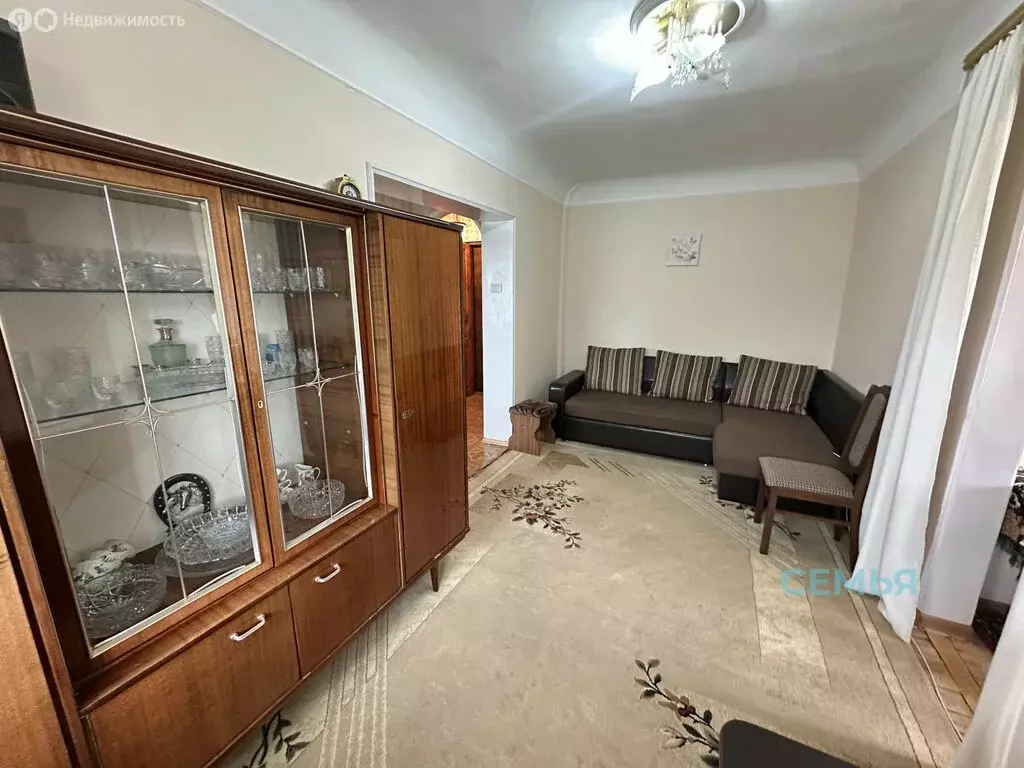 2-комнатная квартира: Владикавказ, проспект Коста, 19 (38 м) - Фото 1