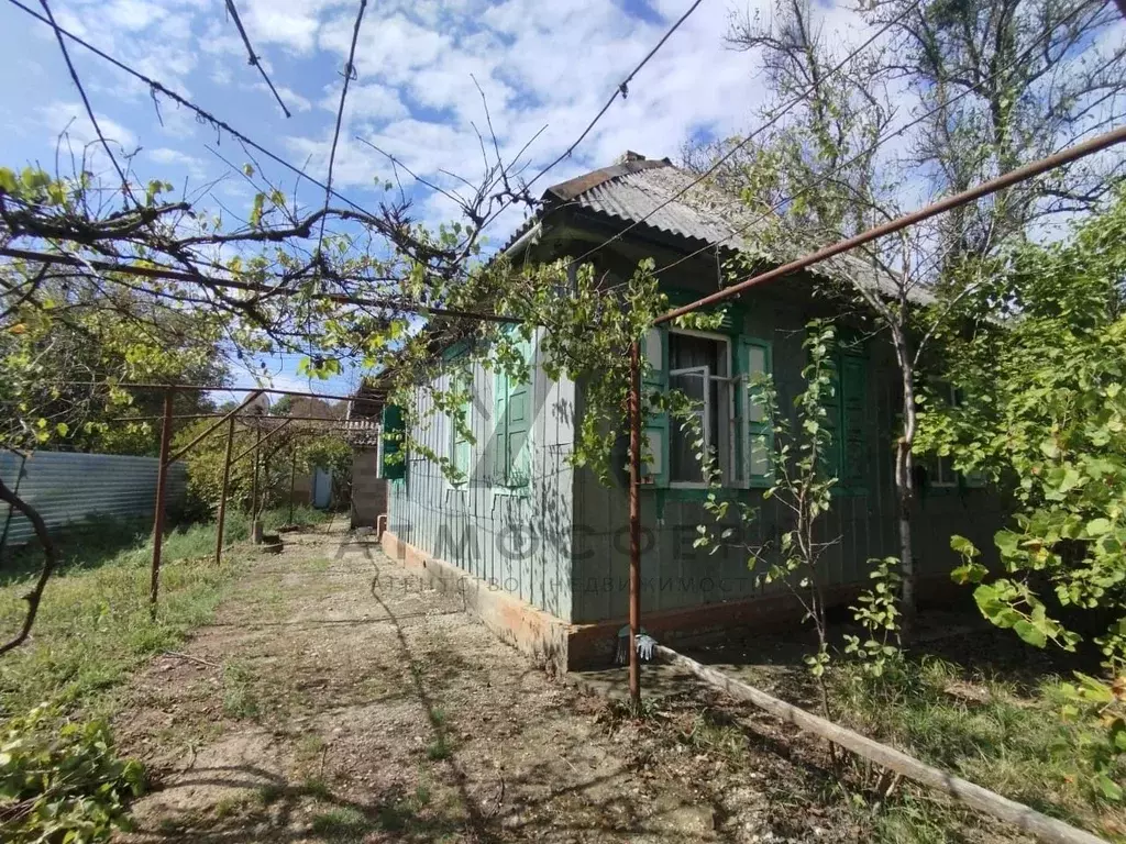 Дом в Краснодарский край, Хадыженск Апшеронский район, Береговая ул. ... - Фото 1