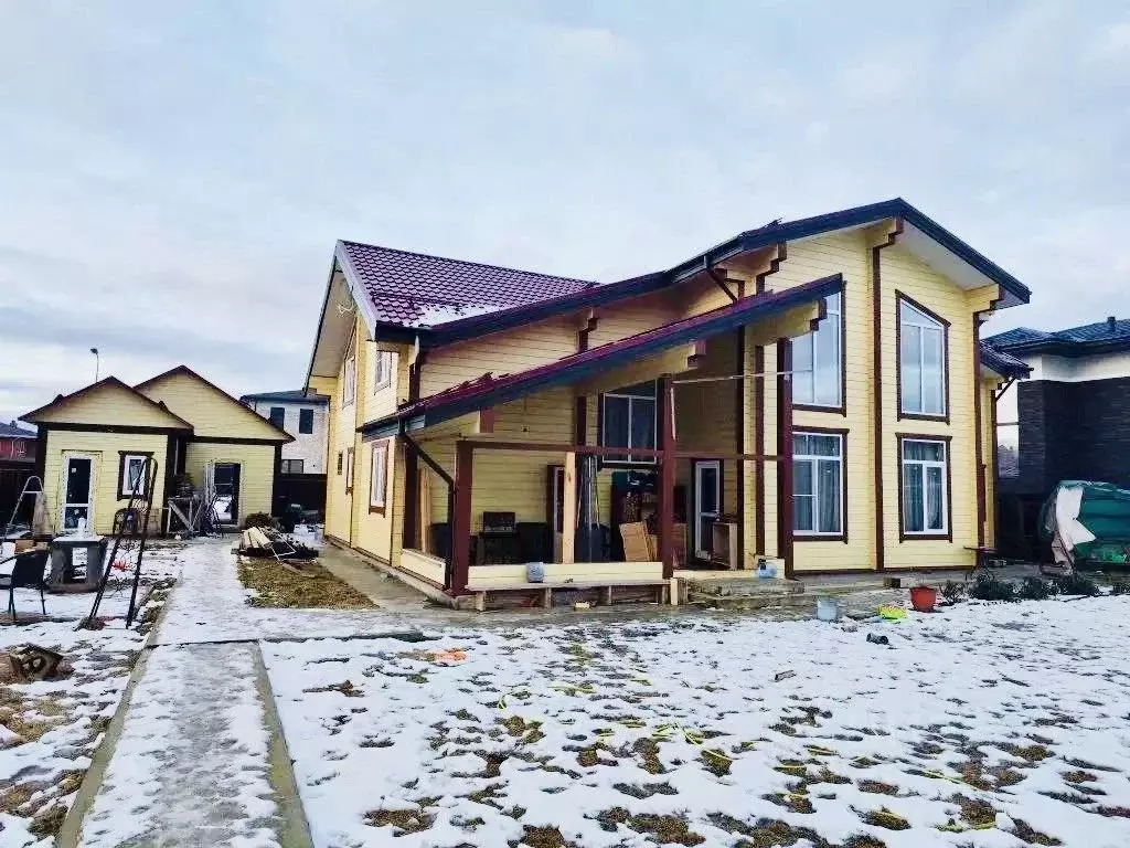 Коттедж в Москва д. Клоково, ул. 8-я Скворцовая, 6 (302 м) - Фото 1