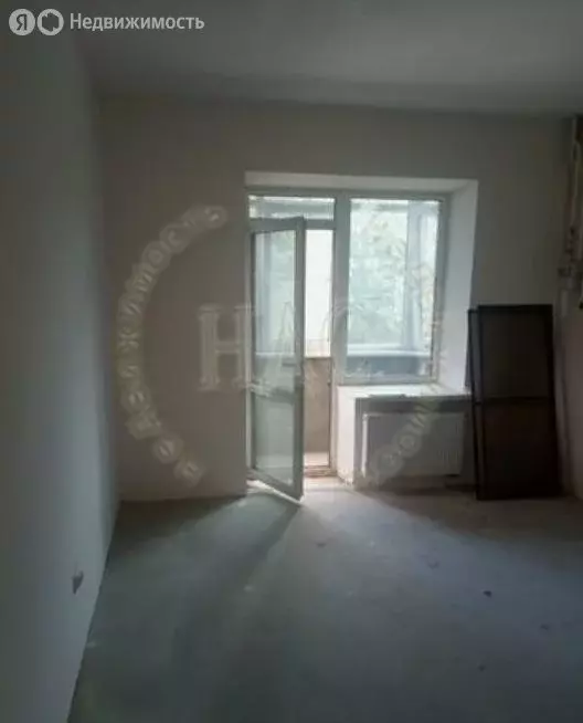 2-комнатная квартира: Курск, улица Павлуновского, 8 (69 м) - Фото 2