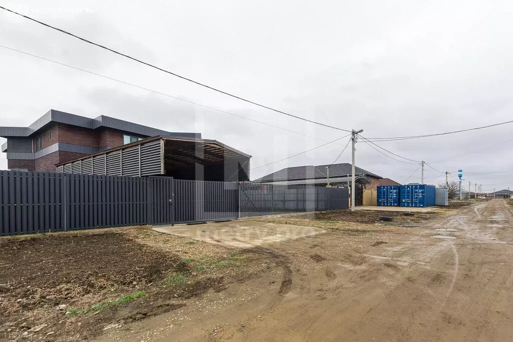 Дом в аул Старобжегокай, улица Гагарина, 26 (158.8 м) - Фото 1