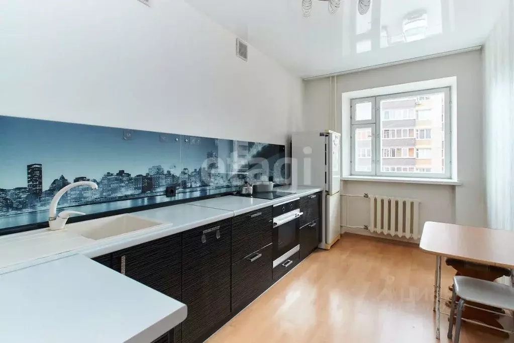 1-к кв. Тюменская область, Тюмень ул. Газовиков, 49к1 (43.0 м) - Фото 1