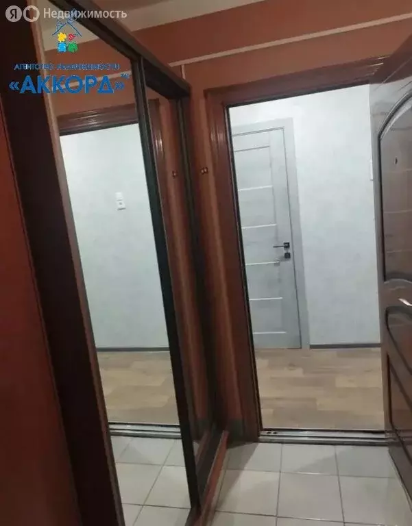 2-комнатная квартира: Барнаул, улица Малахова, 148 (54 м) - Фото 1