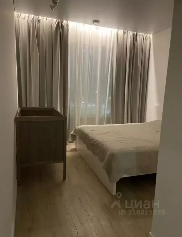 3-к кв. Свердловская область, Екатеринбург ул. Ткачей, 19/2 (89.0 м) - Фото 1