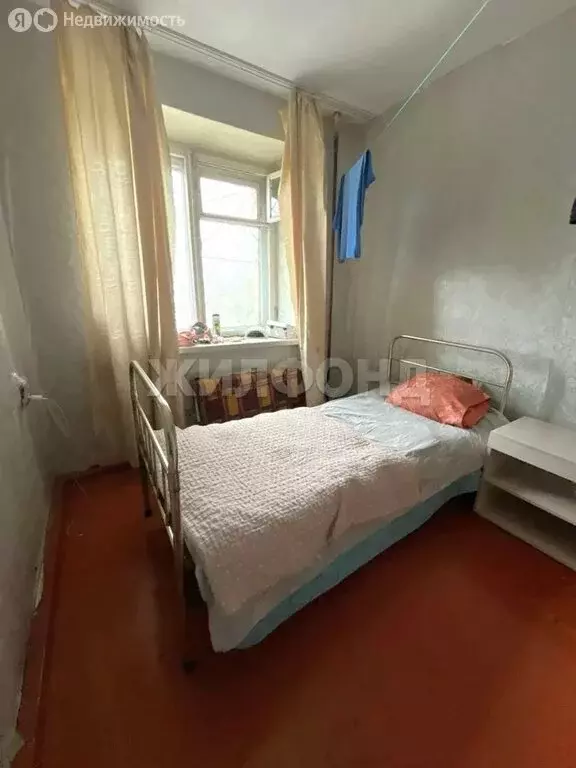 4-комнатная квартира: Ак-Довурак, улица Монгуш Марата, 6 (73 м) - Фото 2