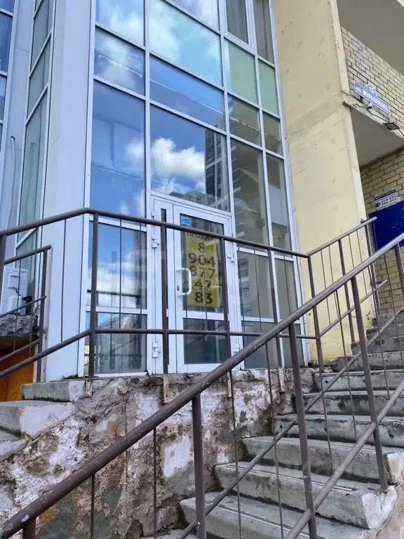 Помещение свободного назначения в Тюменская область, Тюмень ул. ... - Фото 1