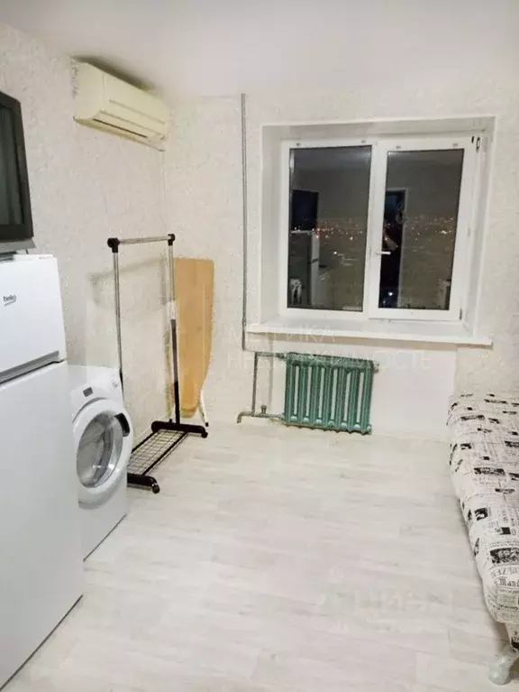 Студия Тюменская область, Тюмень ул. Республики, 214 (15.0 м) - Фото 0