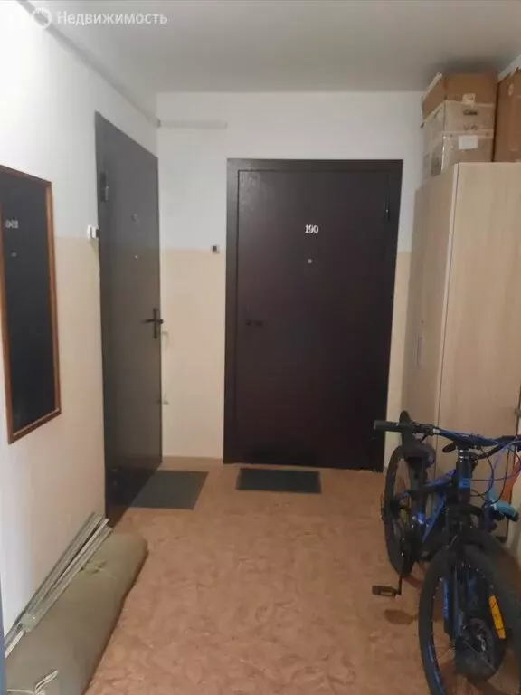 1-комнатная квартира: Омск, улица Малиновского, 23 (40.5 м) - Фото 0