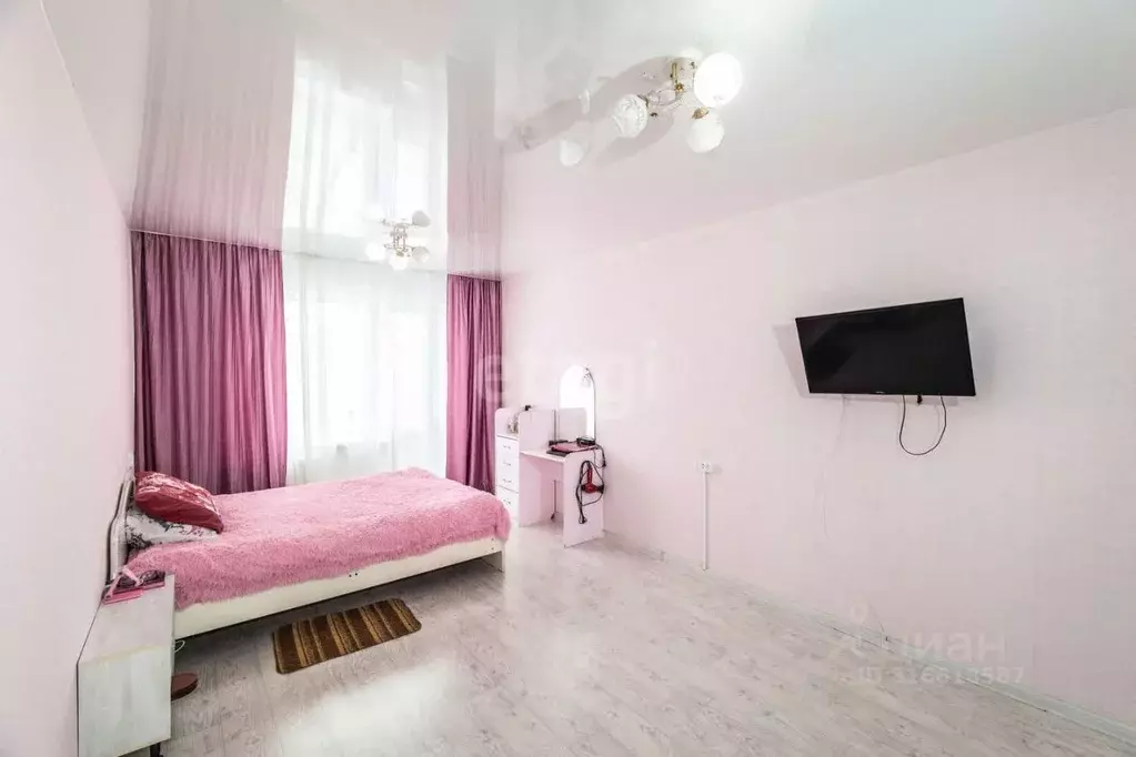 1-к кв. Хабаровский край, Комсомольск-на-Амуре ул. Аллея Труда, 62к4 ... - Фото 0