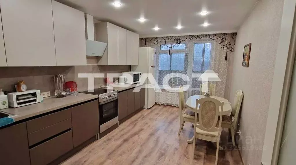 2-к кв. Воронежская область, Воронеж ул. Саврасова, 86 (73.3 м) - Фото 1