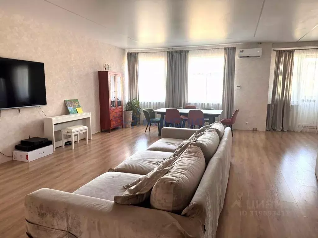 3-к кв. Нижегородская область, Нижний Новгород ул. Коминтерна, 127 ... - Фото 1