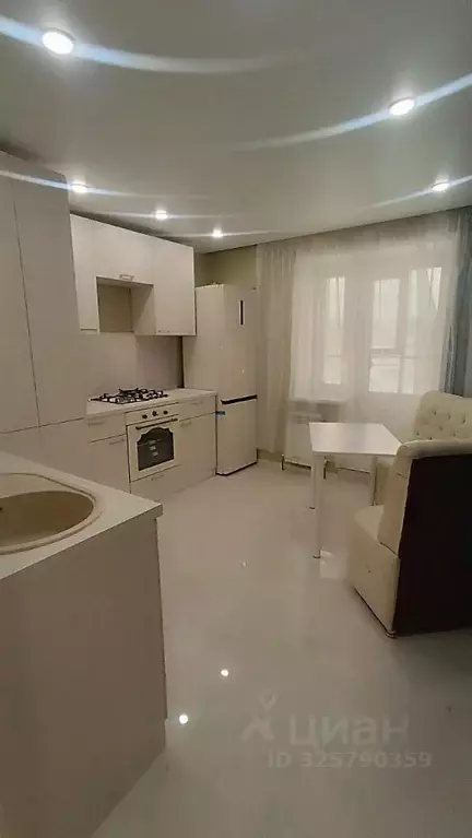 1-к кв. Смоленская область, Смоленск просп. Гагарина, 43В (43.0 м) - Фото 1