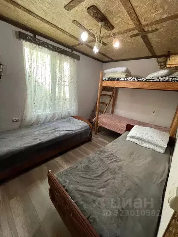 Дом в Кабардино-Балкария, Черекский район А-154, 29-й км (30 м) - Фото 2