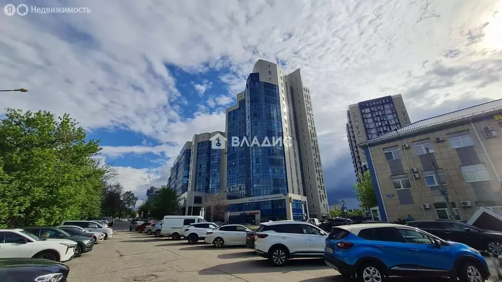 4-комнатная квартира: Белгород, улица Щорса, 8Б (166.7 м) - Фото 1