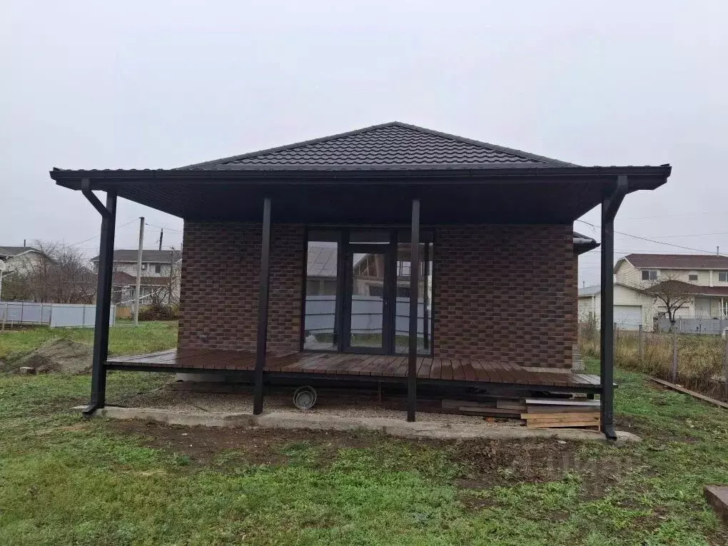 Дом в Краснодарский край, Абинск Тульская ул. (89 м) - Фото 1