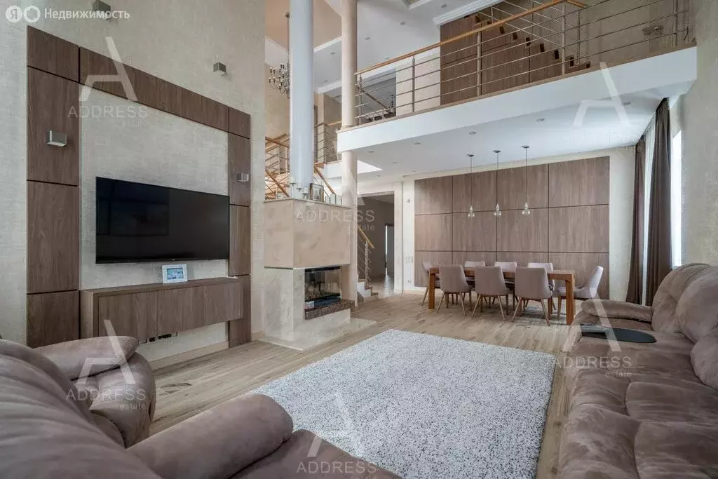 Дом в деревня Старая Пустошь, улица Бенуа, 20 (400 м) - Фото 1