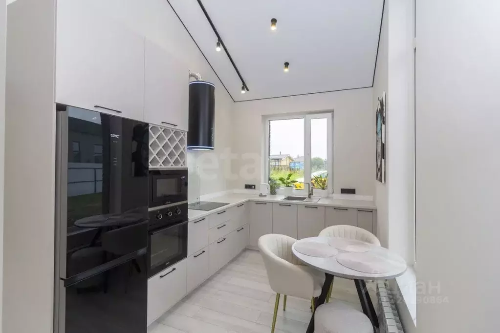 Дом в Тюменская область, Тюменский район, с. Перевалово ул. Вишневая ... - Фото 1