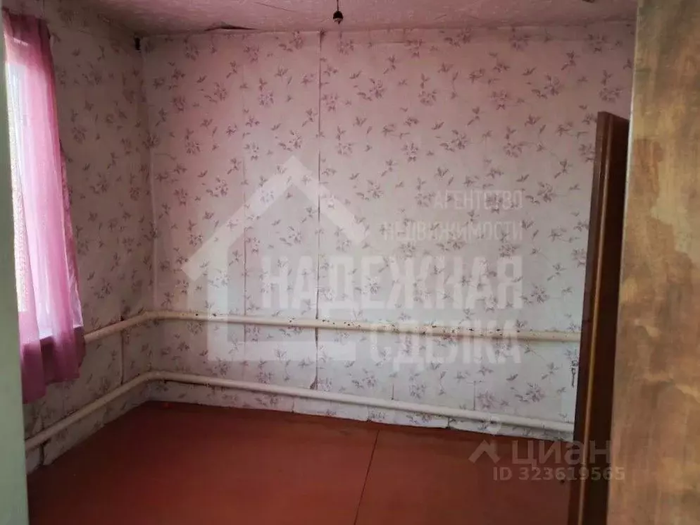 Дом в Алтайский край, Поспелихинский район, Борковский сельсовет, пос. ... - Фото 1