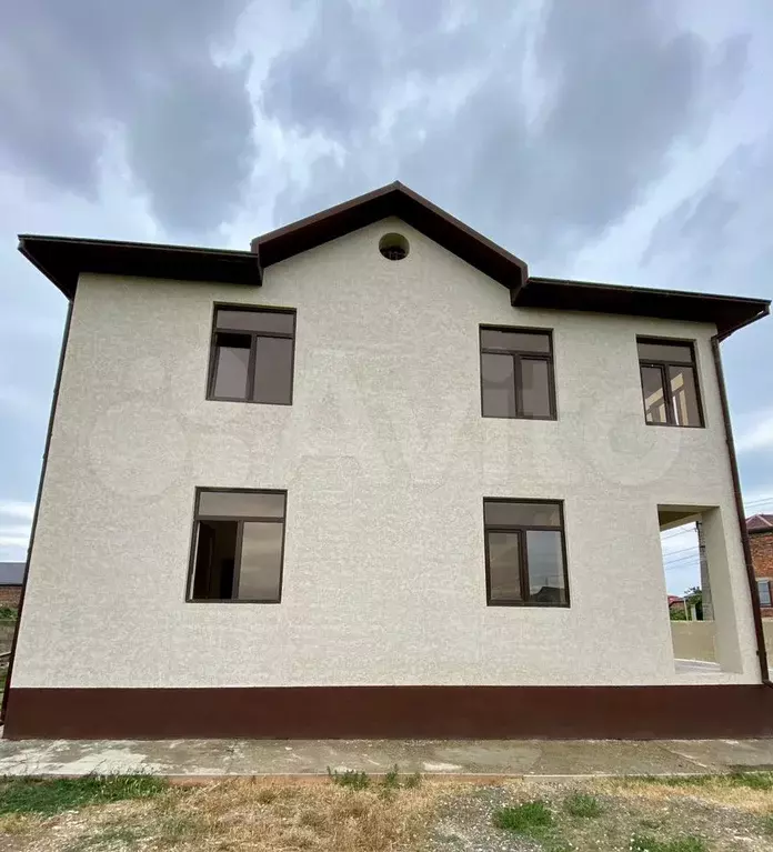 Дом 180 м на участке 6 сот. - Фото 1