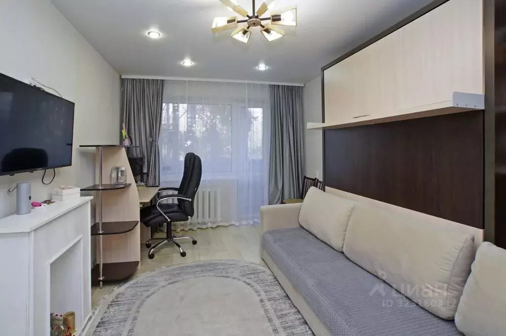 1-к кв. Омская область, Омск Волочаевская ул., 13Е (33.1 м) - Фото 2