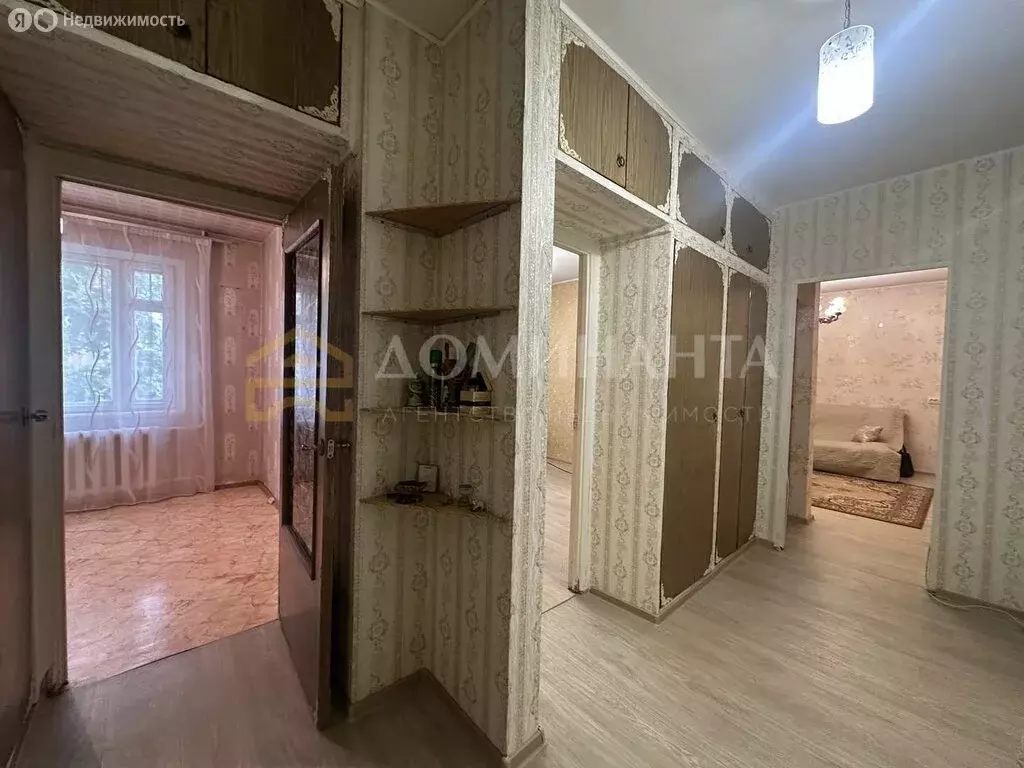 2-комнатная квартира: Смоленск, улица Рыленкова, 43 (55 м) - Фото 0