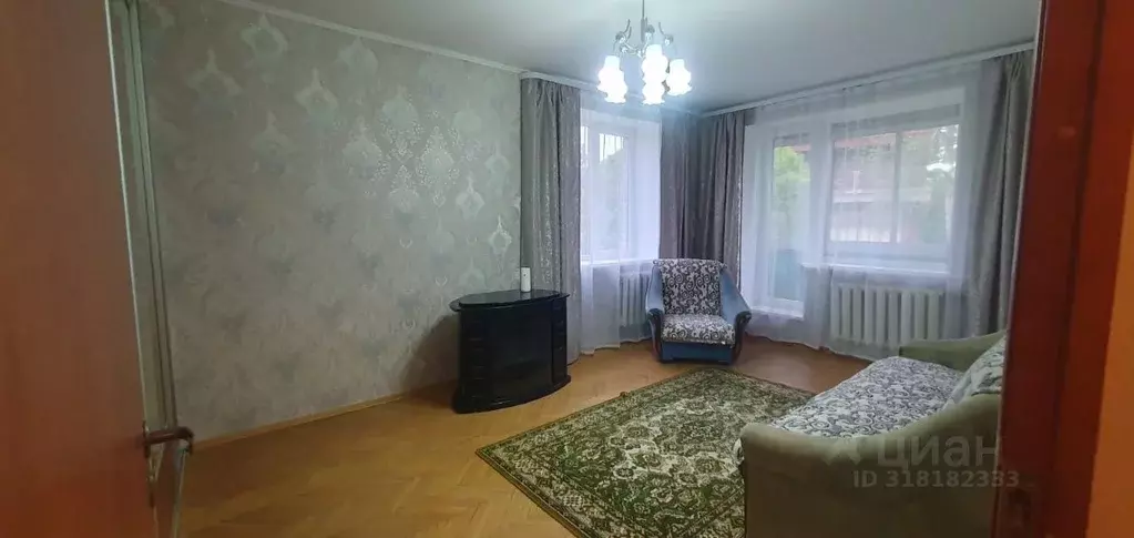 2-к кв. Санкт-Петербург пос. Стрельна, Вокзальная ул., 6 (40.2 м) - Фото 0
