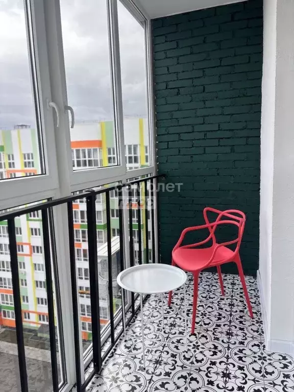 Студия Курская область, Курск ул. Энгельса, 158к1 (28.3 м) - Фото 1