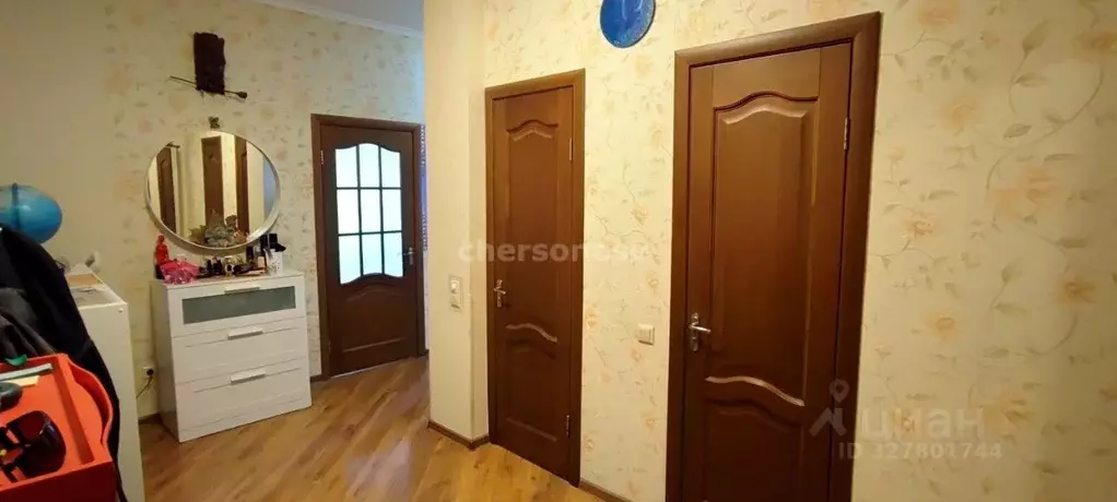 2-к кв. Севастополь ул. Новороссийская, 5 (71.4 м) - Фото 0